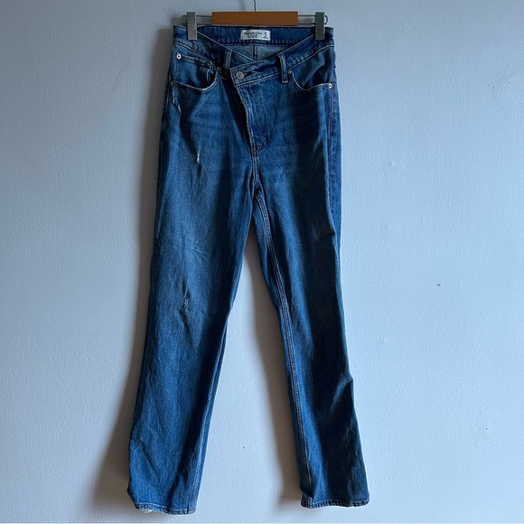 ** Sold **  Abercrombie & Fitch Ultra High Rise Criss Cross Waist Jeans - Picture 2 of 12